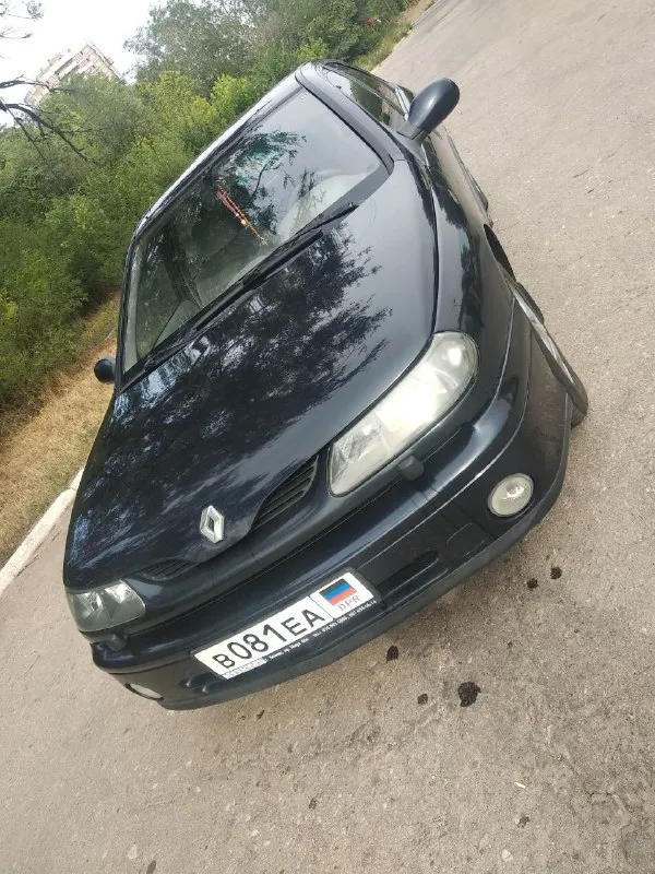 Продам renault лагуна. 1.8 16v. год выпуска 2001. климат. абс. электро зеркала. стеклоподъёмники. подогрев сидений. подушки безопасности. сигнализация. зимняя резина в комплекте. машина полностью обслужена и не требует вложений. цена 400000. т. +79493015122 📞 звоните: +7(949)3015122 - фотография - 7