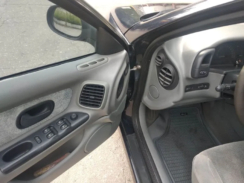 Продам renault лагуна. 1.8 16v. год выпуска 2001. климат. абс. электро зеркала. стеклоподъёмники. подогрев сидений. подушки безопасности. сигнализация. зимняя резина в комплекте. машина полностью обслужена и не требует вложений. цена 400000. т. +79493015122 📞 звоните: +7(949)3015122 - фотография - 9