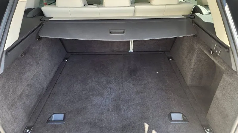 Продаю land rover range rover sport 2014 3.0 tdi, 249 л. с пробег 123000 км. идеальное состояние, бережная эксплуатация настоящий пробег. весь кузов в родном окрасе 2 реальных владельца. электронный щиток приборов, белый салон с перфорированной обивкой. всегда своевременное обслуживание. обмен не интересует. 2,9 🍋 +79490458959 даниил +79530773820 - фотография - 4