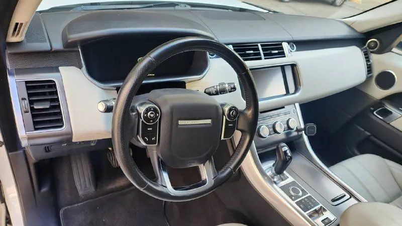 Продаю land rover range rover sport 2014 3.0 tdi, 249 л. с пробег 123000 км. идеальное состояние, бережная эксплуатация настоящий пробег. весь кузов в родном окрасе 2 реальных владельца. электронный щиток приборов, белый салон с перфорированной обивкой. всегда своевременное обслуживание. обмен не интересует. 2,9 🍋 +79490458959 даниил +79530773820 - фотография - 7