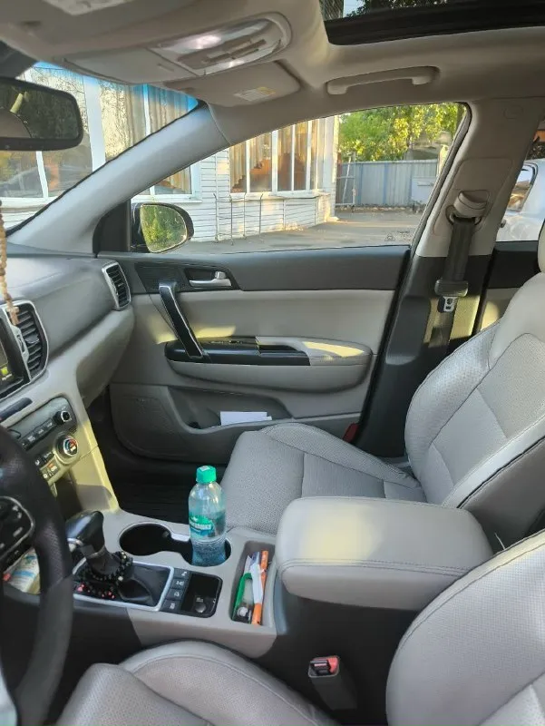 Автор: [ kia sportage 2.4л, ех premium package, 2016, пробег 77 тыщ миль актуальный!, двигатель новый (не контрактный а новый, на нем проехал 14 тыщ км всего), самая максимальная комплектация, полный привод, панорамная крыша, раздельный климат, вентиляция сидений, подогрев сидений и руля, мульти руль с алькантарой, датчики слепых зон, контроль удержания в полосе, круиз, датчик аварийного сближения, камера заднего вида, система "умная задняя дверь", автоматический ближний свет, автоматический дальний свет, безключевой доступ, кнопка старт стоп, кожаный салон, музыка с завода harman kardon со встроенным сабвуфер, светодиодный свет, светодиодные задние фонари, два ключа, дистанционный автозавод цена 2.8 млн руб +79493660706 роман (telegram). . ❗❗❗наш телеграм канал [ бесплатное размещение за репост❗❗❗ 📞 звоните: +7(949)3660706 - фотография - 8