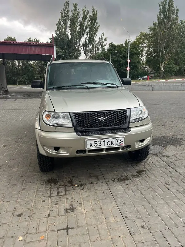 Продается уаз патриот 2011 года состояния хорошие, без вложения сел поехал цена 550 тысяч рублей 794... - фотография