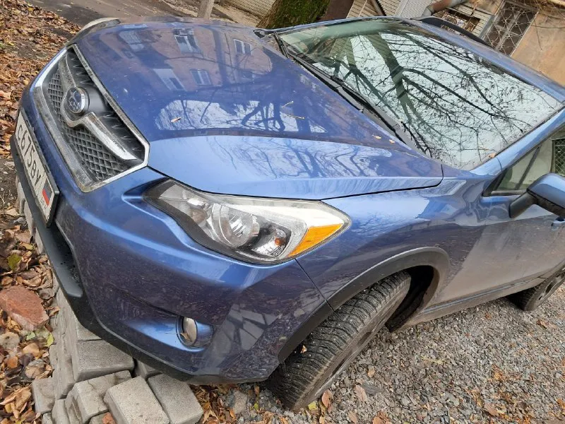 Продам subaru хв.2015 год. полный привод. 150 лош. новый вариатор. пирелли резина 17 диках родных. о... - фотография