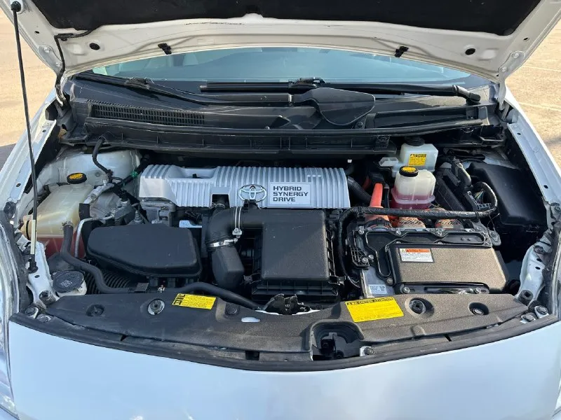 Продам приус 2013г пробег 230к я собственник, машина в очень хорошем состоянии, без каких либо нареканий по технике, батарея в порядке(проверяли в профильном сервисе) абсолютно все работает, салон чистый, ухоженный. ходовая в полном порядке, без каких либо звуков. свежая резина машина на 90% в родной краске на все вопросы отвечу +79591337197 цена: 1.350.000 разумный торг присутствует 👤 📞 звоните: +7(959)1337197 - фотография - 10