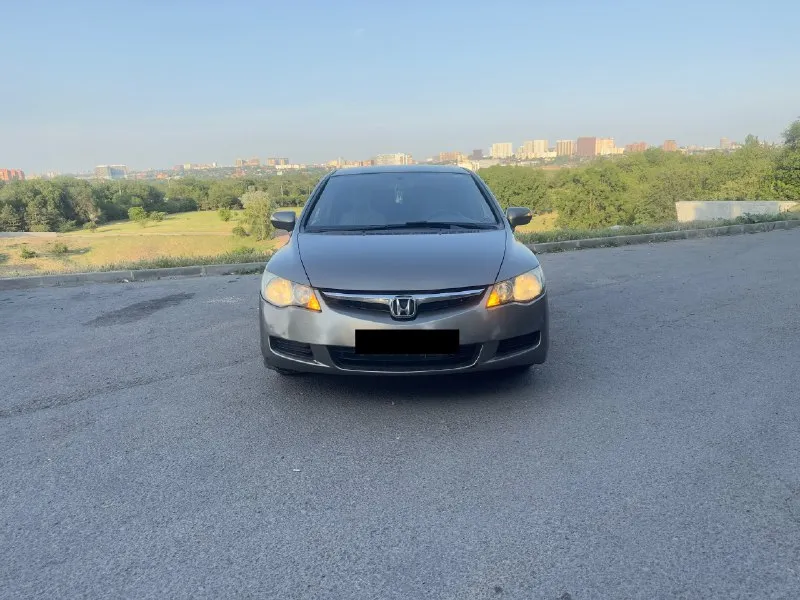 В продаже honda civic viii 2007 г. 1.8 (140 л. с. ) авто в хорошем состоянии, во владении 1 год, по авто нареканий нет, ни разу не подводил, надежное авто японское качество. не дымит, не троит без нареканий, переключает плавно по кузову: арки обработаны, двери, пороги без гнили фото дополнительно могу сбросить. за время эксплуатации было сделано: - рулевая рейка (ремонт 35 т. р., сделано качественно) - заменен температурный датчик - замена всех расходников то - новый акб от авто не избавляюсь, продаю не спеша, продажа в связи с покупкой нового авто. цена 800 000₽ +79010004863 (telegram, whatsapp) 📞 звоните: +7(901)0004863 - фотография - 3
