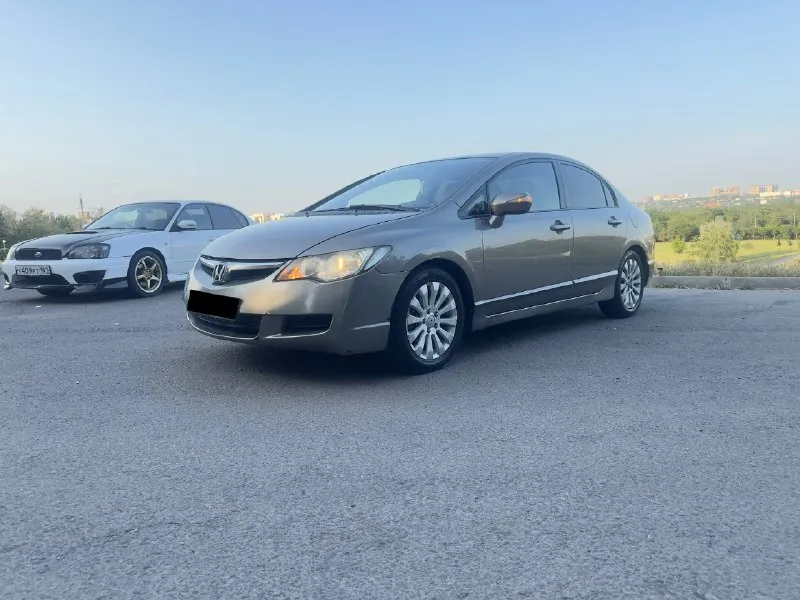 В продаже honda civic viii 2007 г. 1.8 (140 л. с. ) авто в хорошем состоянии, во владении 1 год, по авто нареканий нет, ни разу не подводил, надежное авто японское качество. не дымит, не троит без нареканий, переключает плавно по кузову: арки обработаны, двери, пороги без гнили фото дополнительно могу сбросить. за время эксплуатации было сделано: - рулевая рейка (ремонт 35 т. р., сделано качественно) - заменен температурный датчик - замена всех расходников то - новый акб от авто не избавляюсь, продаю не спеша, продажа в связи с покупкой нового авто. цена 800 000₽ +79010004863 (telegram, whatsapp) 📞 звоните: +7(901)0004863 - фотография - 4