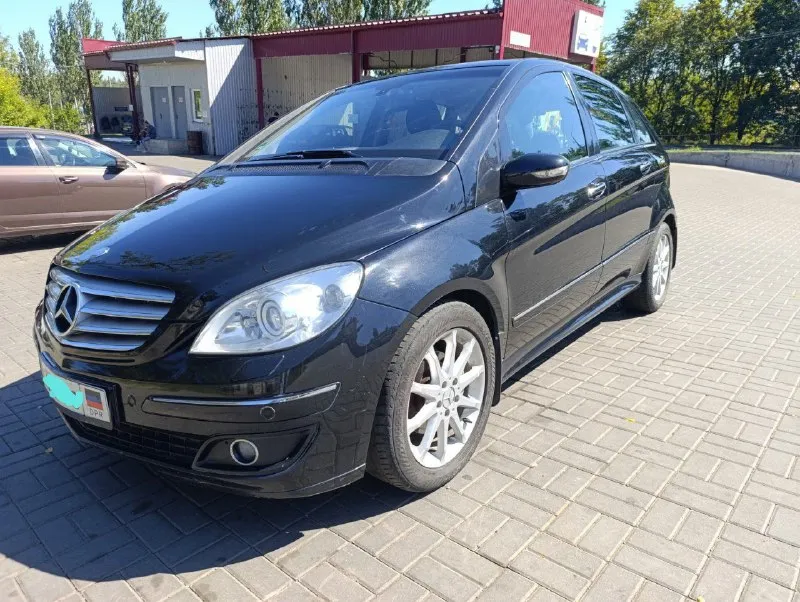 Автор: [ продаю свой mercedes b200 cdi, 2л, турбо дизель, автомат. машину обслуживала только оригинальными запчастями. состояние сел-поехал. климат контроль, подогрев сидений, круиз контроль. пробег 296 тыс. цена 730000₽. осмотр макеевка, донецк. +79493739161.. ❗❗❗наш телеграм канал [ бесплатное размещение за репост❗❗❗ 📞 звоните: +7(949)3739161 - фотография - 5
