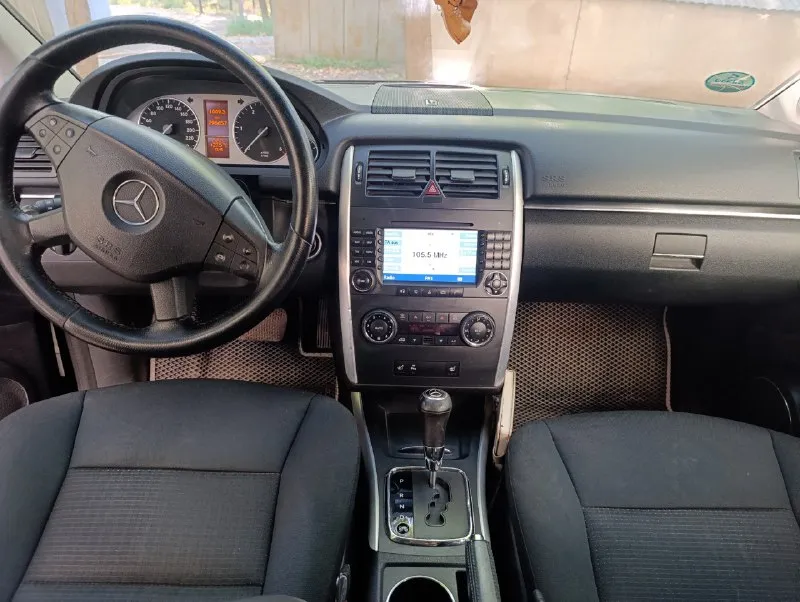 Автор: [ продаю свой mercedes b200 cdi, 2л, турбо дизель, автомат. машину обслуживала только оригинальными запчастями. состояние сел-поехал. климат контроль, подогрев сидений, круиз контроль. пробег 296 тыс. цена 730000₽. осмотр макеевка, донецк. +79493739161.. ❗❗❗наш телеграм канал [ бесплатное размещение за репост❗❗❗ 📞 звоните: +7(949)3739161 - фотография - 7