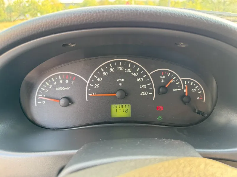 Автор: [ продам приору в отличном состоянии, 2008г, 1,6 16кл мотор (126), 137к пробег, катализатор на месте, сервисная книга и два ключа, кузов без сварки и шпаклевки. в комплектации усилитель руля, передние электро стеклоподъемники, электро регулировка зеркал, спереди подвеска ss20, вся подсвеска новая перебрана в круг, видео регистратор, новая сигнализация, диски литые r15 на дорогой летней резине, по машине много чего сделано, состояние сел поехал. установлена новая качественная музыка, (4х16 прайд по 150ват, процессорный кенвуд, сабвуфер мачете 800ват, короб на 80л, усилитель 4х200ват и моноблок на 1000 ват, новый генератор на 125а) я собственник, могу присутствовать в мрэо при переоформлении. в комплекте отдаю отличную зимнюю резину на дисках. цена 460 000₽ торг у капота осмотр г. зугрэс +7 (949) 375 48 76.. ❗❗❗наш телеграм канал [ бесплатное размещение за репост❗❗❗ 📞 звоните: +7(949)3754876 - фотография - 7