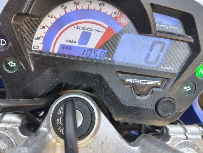 Racer 250ck городской мотик, в моих руках вообще не использовался, так как не успел права получить,... - фотография