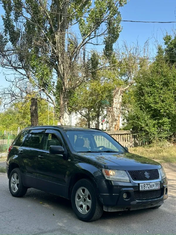 Suzuki 2008 год 2.8 акпп на полном ходу, нужно обслуживать ходовую, по кузову есть дефекты (не критично), больше расскажу по телефону, цена 550т. р торг +79495256647 донецк 📞 звоните: +7(949)5256647 - фотография - 3