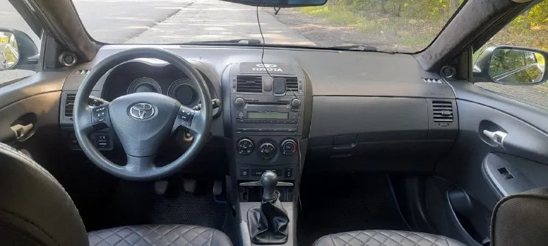 Продам личный автомобиль toyota corolla, 2007г. в., двигатель 1.4, родной пробег 260т. км. , газ/бензин. техническая часть на отлично. кузов в хорошем состоянии, днище и пороги обрабатывались постоянно, гнили и дыр нет. комплектация: кондиционер, эл. зеркала, подогрев сидений, усилитель руля, передние эл. стеклоподъемники, abs. все системы автомобиля работают исправно, никаких нареканий нет. дополнительная шумоизоляция (проклеен весь, в салоне тишина), частично перетянут салон в черный цвет, отличная музыка. оформлен, запись в стс есть. по документам все чисто, без всяких запретов и ограничений. отличный живой, ухоженный автомобиль. за время владения одни положительные эмоции. цена - 670000 р. г. донецк +79494849002 +79495862073 +79895419850 📲 tg: @dvmushk 📞 звоните: +7(949)4849002 - фотография - 7