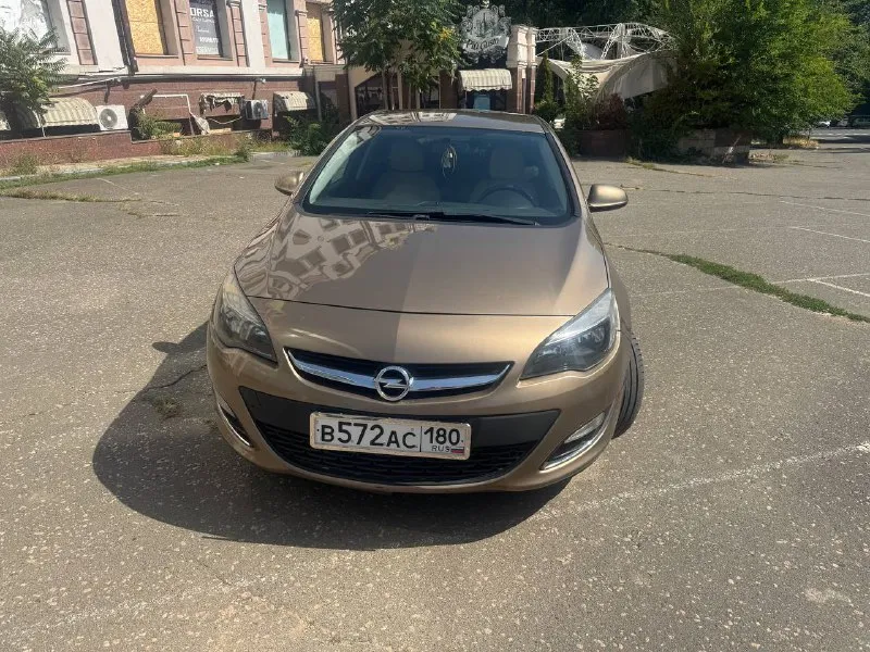 ❗ opel astra j 2012❗ ✅собственник, машина в семье 3 года. до этого машина ездила в краснодарском кра... - фотография