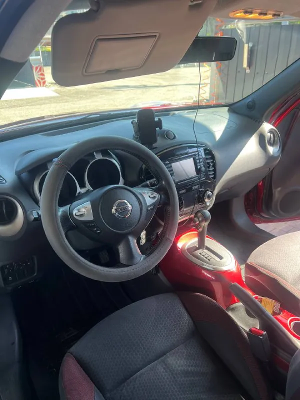 Продам nissan juke 2012г 187000км пробега ездила девушка стоит 4х ступенчатый автомат ( не вариатор ) 1.6 117л. с авто в отличном состоянии все вопросы по телефону 1.100 000 т. р торг у багажника тел. +79493559315 📲 tg: @vitalik1_30 📞 звоните: +7(949)3559315 - фотография - 6