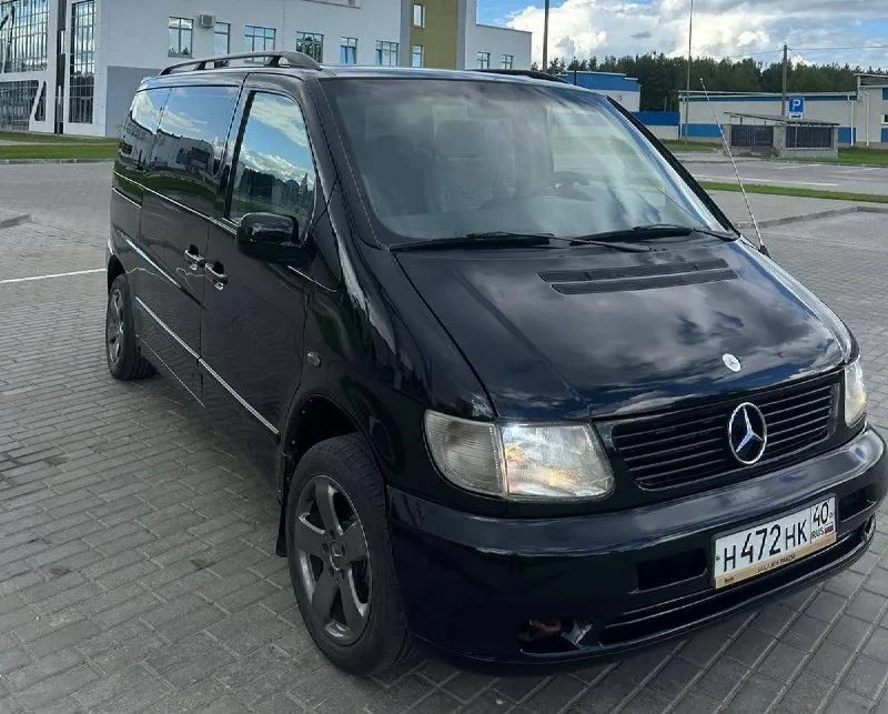 Mercedes vito 2.3 mt, 1998 год, 340 тысяч пробег, в отличном состоянии, во владении более 8 лет, комплектация trend, кузов ровный и без жуков, пороги переваривались, из недавнего: новый акб, тормозные диски, колодки и т. д. цена: 300.000₽ срочно!!! +7 930 989 60 56 📞 звоните: +7(930)9896056 - фотография - 2