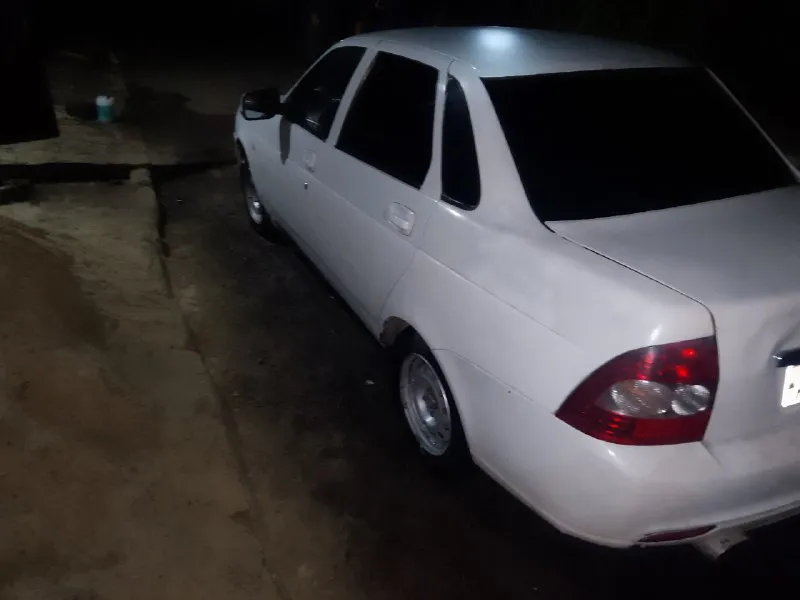 Продам приору, 2010г. газ(вписан в птс) но отключён. 242 к пробег. делалось всё для себя: полностью откапитален двигателя, всё было вымыто до блеска, расточен, поменяна вся система охлаждения, новые патрубки ss20 двойные армированные, новый радиатор, новая помпа, новый радиатор печки, расширительный бачок, приёмная труба, новые клапана и пружины с шайбами, новый тросик газа, новый фильтр и дмрв, также новые абсолютно все датчики и фишки к датчиками, (всё влагозащищённо), двигатель после капитального ремонта прошёл 2300км, масло только поменял, установил распорку стаканов и газовые упоры капота. днище было переварено, покрыто антикоррозийной мастикой и зашумлённо 3мм. видео отчёт могу предоставить, машина абсолютно вся шумлена вплоть до потолка 4мм, новые стойки вкруг ss20, новые люстры стоек спереди, новые привода и новое масло в коробке. установлен паук 4_2_1. и вся трасса стингер. очень злая прошивка. центральный замок, сигнализация, два стеклоподъёмника, эл. регулиров 📞 звоните: +7(949)3557841 - фотография - 5