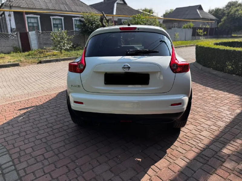 Nissan juke‼️ год выпуска -2013 пробег- 128 т км двигатель -1.6 кпп- автомат ✅ 1 хозяин ✅ без дтп ✅ оригинальный пробег ✅ гаражное хранение. автомобиль в идеальном состоянии, мотор, кпп, ходовая работаю без нареканий, работает всё что есть в автомобиле, документы в полном порядке. комплектация: abs электро стекла -4 шт электро зеркала подогрев зеркал подогрев сидений подогрев заднего стекла подогрев переднего стекла камера заднего вида кондиционер ( работает ) usb aux bluetooth автомобиль в донецке резина в подарок 🎁 цена 950 000 руб. телефон +7 949 50 999 58 📞 звоните: +7(949)5099958 - фотография - 8