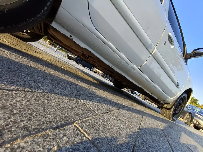 Renault symbol / renault симбол хозяин, полное переоформление год выпуска 2007 двигатель 1.4, 16 клапанный, бензин(98 л. с) коробка механика пробег 127 000 кондиционер стеклоподъëмники электрические зеркала подогрев заднего стекла музыка флешка, радио, аух по минусам, есть сколы, подкрасы, рыжики, все это очень не значительно, на этом всё. днище отличное, целое. машина полностью исправна, в хорошем состоянии, каждый день ездит, проблем нет. двигатель отлично, от замены до замены один уровень, светлое масло. коробка работает идеально. ходовая отличная. 370000₽ торг у машины я хозяин, польностью переоформляем авто, штрафов, запретов, ограничений нет, стоит на учёте 180 регион. макеевка, гвардейка, недалеко от автостанции. +79493190843 📞 звоните: +7(949)3190843 - фотография - 7