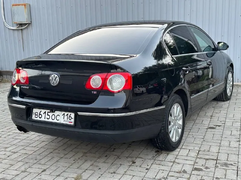 Продам volkswagen passat 1.8 tsi год выпуска 2010 пробег 214000 тысяч родной, в идеальном состоянии, без дтп, ржавчины, вмятин, царапин, по двигателю всё идеально, каробка работает идеально, по комплектации иметься климат контроль подогрев сидений бортовой компьютер эл стеклоподъемник и многое другое цена 690 000 +79493943583 📞 звоните: +7(949)3943583 - фотография - 4