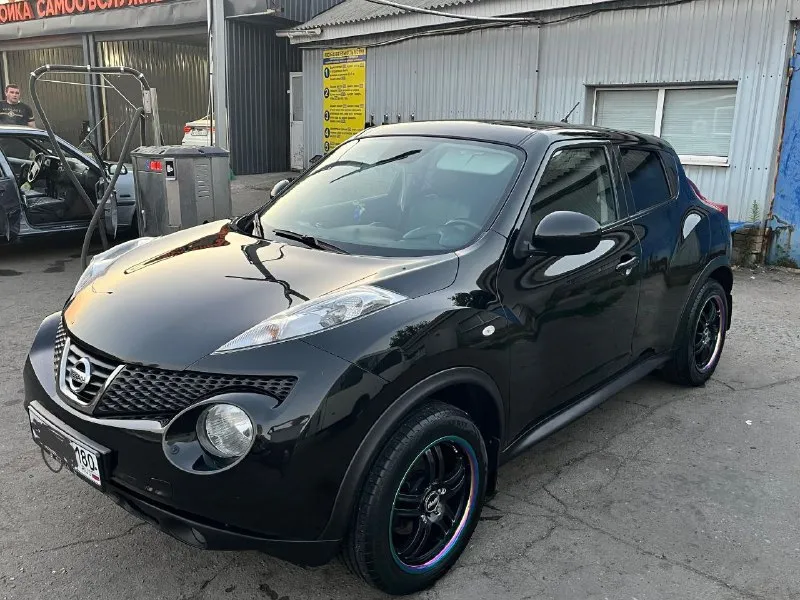 Nissan juke 2013 год выпуска двигатель 1.6 ат 120 тысяч родного пробега в максимальной комплектации... - фотография