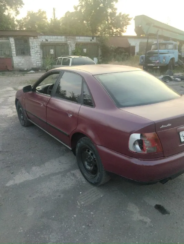 Автор: [ продам audi а 4 б 5 -1996 года выпуска. 1.6 атмосферный двигатель. кпп-механика. ходовка на отлично, коробка двигатель тоже. из минусов - пробило радиатор, и захрустел правый наружный шрус, так на ходу, уедет, но не особо далеко, только подливать жидкость если есть желание ехать на ней. так повторюсь, автомобиль полностью на ходу и работает ровно!!!! стоит автозапуск с кнопки. сигнализация. докуметы:стс. , птс, договор купли-продажи. учет местный. по кузову есть нюансы, из-за этого и цена такая смешная, нюансы не критичные, ноги не вываливаются !! цена учитывая рынок данных автомобилей не большая !! цена : 200.000 + незначительный торг. кого заинтересует, пишите, звоните. город донецк. телефон :+79494675951. звонить в любое время суток !! продаю по причине того что просто нет времени на нее, а стоит, жалко очень. .. ❗❗❗наш телеграм канал [ бесплатное размещение за репост❗❗❗ 📞 звоните: +7(949)4675951 - фотография - 1