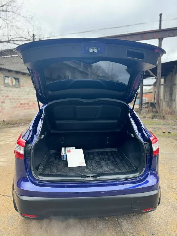 Nissan qashqai 💶 цена: 1 390 000 (обоснованный торг) 📮 город: донецк 🚘 марка / модель: qashqai 📅 год выпуска: 2014 📊 пробег: 124000 км ⛽ двигатель (тип, объем, мощность): 2.0 🔧 тип кпп: автоматическая 📝 описание: у машины отличное технической состояние, вложений авто не требует, имеются два ключа, сервисные книжки, сигнализация. салон чистый, без потертостей, подогрев и охлаждение подстаканников, климат-контроль, камера заднего вида. ☎ контактный телефон: +7949-311-42-59 +7949-317-30-89 📞 звоните: +7(949)3114259 - фотография - 4