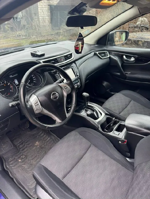 Nissan qashqai 💶 цена: 1 390 000 (обоснованный торг) 📮 город: донецк 🚘 марка / модель: qashqai 📅 год выпуска: 2014 📊 пробег: 124000 км ⛽ двигатель (тип, объем, мощность): 2.0 🔧 тип кпп: автоматическая 📝 описание: у машины отличное технической состояние, вложений авто не требует, имеются два ключа, сервисные книжки, сигнализация. салон чистый, без потертостей, подогрев и охлаждение подстаканников, климат-контроль, камера заднего вида. ☎ контактный телефон: +7949-311-42-59 +7949-317-30-89 📞 звоните: +7(949)3114259 - фотография - 6