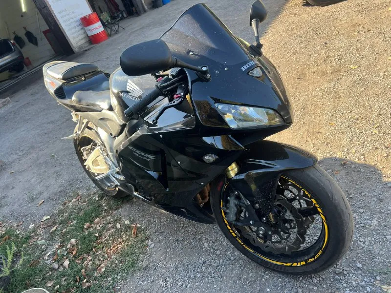 Honda 600 кубов 2006 год в отличном состоянии обслуженный с документами полный порядок 700000 тыс +7... - фотография