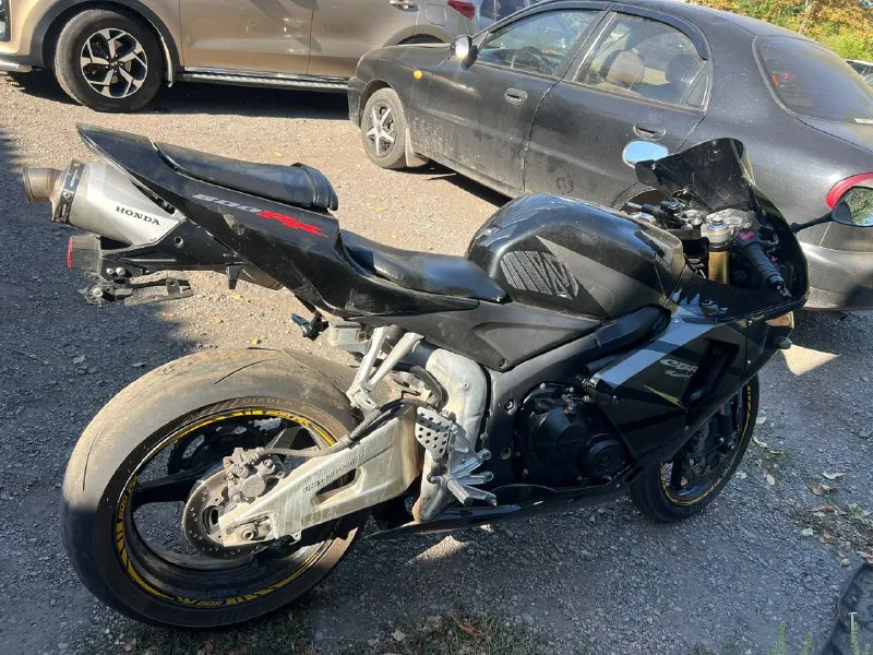 Honda 600 кубов 2006 год в отличном состоянии обслуженный с документами полный порядок 700000 тыс +79493188813 📞 звоните: +7(949)3188813 - фотография - 4