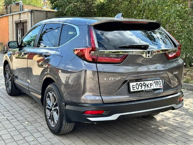 Honda cr-v 2020 года awd 1.5 бензин, автомат состояние идеальное нового авто 46.000 пробег оригинал в хорошей комплектация технически идеалное авто как новое хороший торг у капота все вопросы по телефону юридически кристально чисто вин код: 2hkrw2h52lh685692 я собственник интересует обмен на авто дешевле 2.490.000₽ +79493829905 📲 tg: aut⭕️time dnr 📞 звоните: +7(949)3829905 - фотография - 4