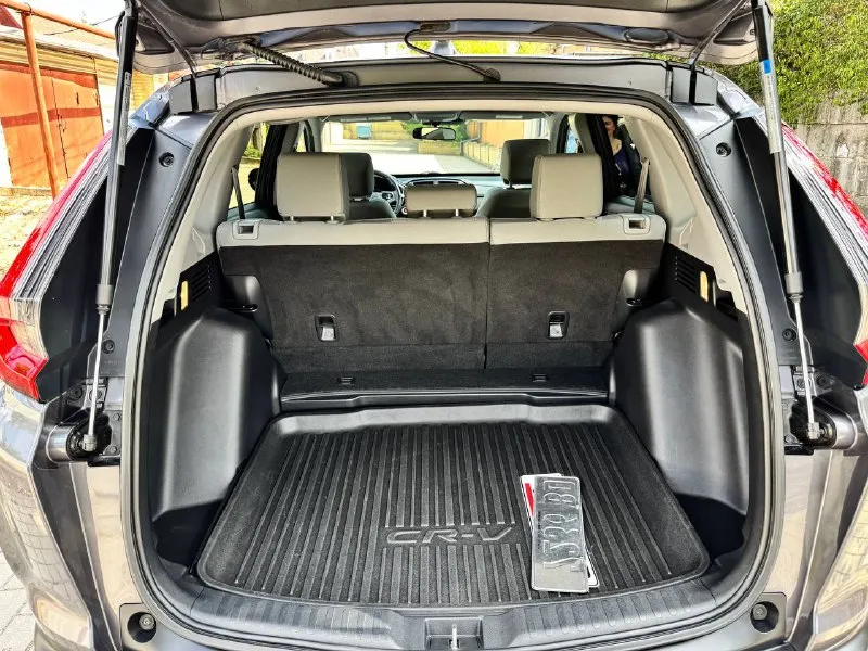 Honda cr-v 2020 года awd 1.5 бензин, автомат состояние идеальное нового авто 46.000 пробег оригинал в хорошей комплектация технически идеалное авто как новое хороший торг у капота все вопросы по телефону юридически кристально чисто вин код: 2hkrw2h52lh685692 я собственник интересует обмен на авто дешевле 2.490.000₽ +79493829905 📲 tg: aut⭕️time dnr 📞 звоните: +7(949)3829905 - фотография - 8