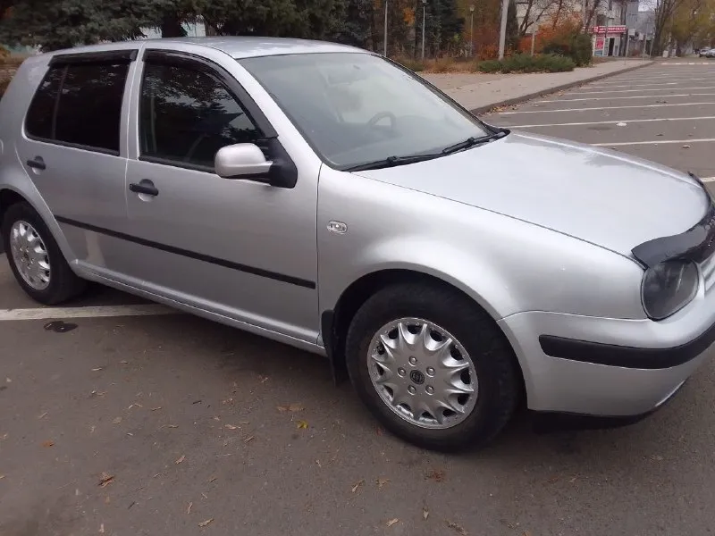 Volkswagen гольф 2002г. двигатель 1.4 бензин. пробег 210000тыс. авто для своих лет в отличном состоянии. цена 395000₽ юридически чистая. осмотр автомобиля в донецке. за подробной информацией обращайтесь по телефону. +7(949)9308760 андрей 📞 звоните: +7(949)9308760 - фотография - 2