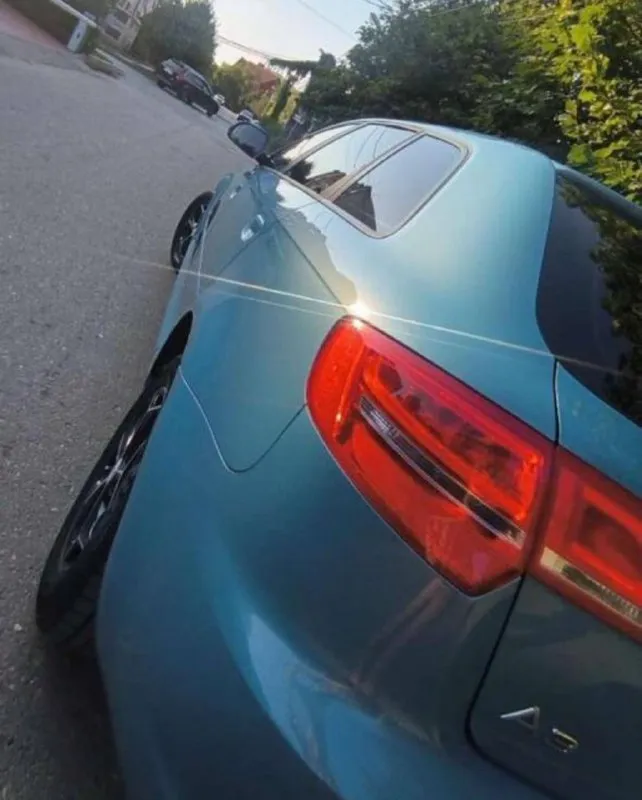 Audi a3 sportback (8pa) 1.6 атмосфера рестайлинг ! 2010 год ! пробег 117000 т. км. родного пробега без рыжиков. пoлноcтью в родном окраске! все стёкла оригинальные включая лобовое! 2 ключа 2 комплекта резины opигинальный пробег! очень редкий цвет в данном кузове. возможен обмен на ваше авто с доплатой. +79495098589 +79150131010 whatsapp, telegram цена 970.000 осмотр донецк. - фотография - 4