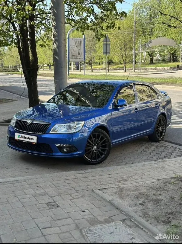 Продам vrs a5. новый мотор (60/70 тысяч пробега), документы и чеки в наличии. при желании отдам старый мотор и турбину. новая турбина (пробег до 10 000 км). новый тнвд, катушки, свечи, маслоотделитель, ступичные подшипники. в основном спокойная езда, так как сзади постоянно ездит ребенок. от машины не избавляюсь, поменял под деятельность, и в таких условиях просто жалко эксплуатировать такой автомобиль. торг у капота. салон: комбинированый кожа/ткань/алькантара потолок: черный / люк свет: линзы с подруливанием парктроники в круг год : 2012 объем : 2.0 кобылки : 350 пробег : 180.000км ( на приборке) по факту пробега 100.000км цена : 1.500.000₽ номер для связи : +79496234804 ( на нем тг ) +79045011452 whats app : +79920451822 машина находится в г. донецк ( днр ) 📲 tg: @one1eleven 📞 звоните: +7(949)6234804 - фотография - 10