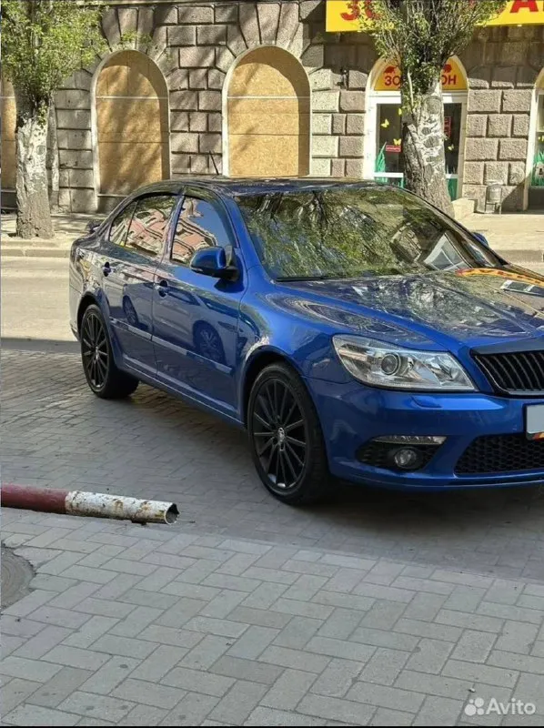Продам vrs a5. новый мотор (60/70 тысяч пробега), документы и чеки в наличии. при желании отдам старый мотор и турбину. новая турбина (пробег до 10 000 км). новый тнвд, катушки, свечи, маслоотделитель, ступичные подшипники. в основном спокойная езда, так как сзади постоянно ездит ребенок. от машины не избавляюсь, поменял под деятельность, и в таких условиях просто жалко эксплуатировать такой автомобиль. торг у капота. салон: комбинированый кожа/ткань/алькантара потолок: черный / люк свет: линзы с подруливанием парктроники в круг год : 2012 объем : 2.0 кобылки : 350 пробег : 180.000км ( на приборке) по факту пробега 100.000км цена : 1.500.000₽ номер для связи : +79496234804 ( на нем тг ) +79045011452 whats app : +79920451822 машина находится в г. донецк ( днр ) 📲 tg: @one1eleven 📞 звоните: +7(949)6234804 - фотография - 7
