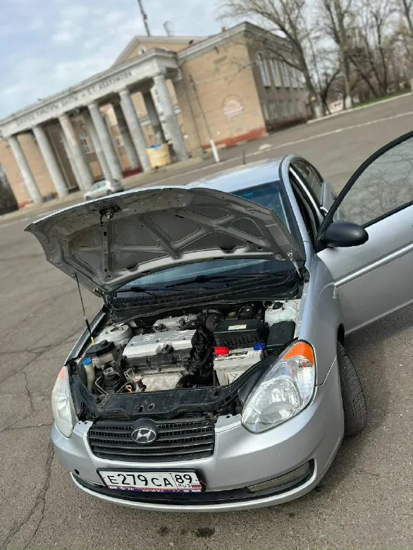 Всем доброго дня!!! продам hyundai акцент 1.4 на механике. год выпуска 2006. пробег 207000км комплектация. электро усилитель руля,4 стеклоподъемника, кондёр-работает отлично 👍❄️ подушка безопасности. на бензине, газа не видела. мотор, коробка работают идеально! расход очень радует!!!светлый приятный салон. довольно просторный багажник. по кузову рыжиков нет. дно, пороги без нареканий. коцка на заднем бампере и небольшая вмятина на крышке багажника. хороший акб bosh. всё технически исправно. залито хорошее масло. по документам полный порядок👍 отличный, надёжный, не прихотливый автомобиль на каждый день!!! цена 350 тыс. город донецк, кировский р-н, абакумова. всем хороших продаж и покупок!!! тел +79494851572 📞 звоните: +7(949)4851572 - фотография - 5