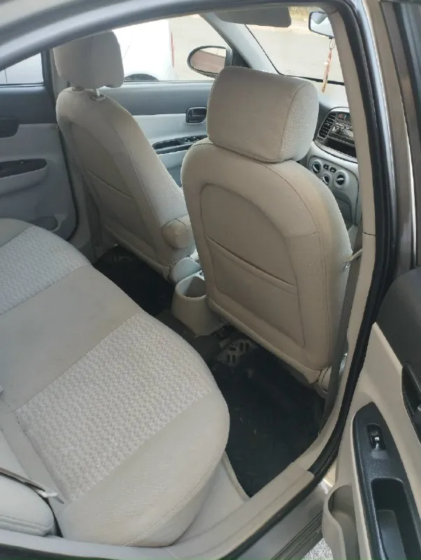 590т. рублей торг уместен хёндай акцент 2008 год выпуска. газ бензин, евро 4 коробка автомат работает отлично. двигатель 1.6 работает идеально, работает на газу и на бензине. подогрев сидений подогрев зеркал и заднего стекла. кондиционер 4-стеклоподьемника электро регулировка зеркал сигнализация центральный замок 2 ключа салон в отличном состоянии авто в одних руках с салона. был на укр и днр регистрации. сейчас на рф. находится в донецке. +79495303301 📞 звоните: +7(949)5303301 - фотография - 10