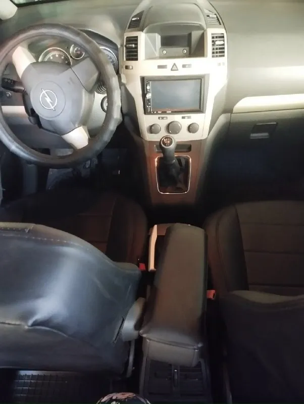 Автор: [ продаю opel zafira 1.6 бензин, на механике, ( opel зафира) 2008 год, 7-местный, стеклоподъемники, кондиционер, двигатель работает хорошо, не троит, не дымит, коробка отлично, по технической части делать ничего не надо +79493082927 цена 550тысяч рублей + два комплекта резины 📞 звоните: +7(949)3082927 - фотография - 4