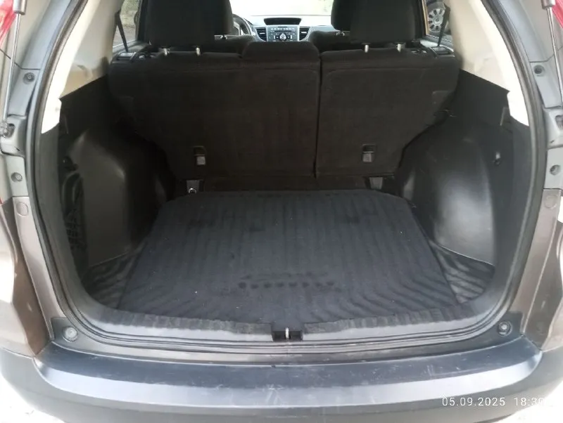 Honda срв 2013г. двигатель 2.4 бензин 190л. с. , автомат, полный привод, кондиционер, круиз, стеклоподъёмники, камера заднего вида, люк, датчик света. машина полностью обслужена, всё жидкости заменены:мосты, коробка, двигатель. свечи новые. сигнализация стар лайн с автозапуском. комплект зимних шин. +79493739606 звонить по этому номеру. 📞 звоните: +7(949)3739606 - фотография - 2