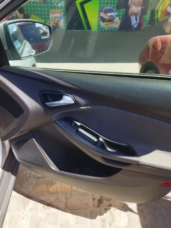 Продам ford focus -3 (2012 год) автомат полная комплектация пробег родной-230тыс. км объем -2 литра 150л. с. состояние -отличное владелец -один осмотр -донецк цена -600 т. р. +79493702810 +79494079004 - фотография - 7