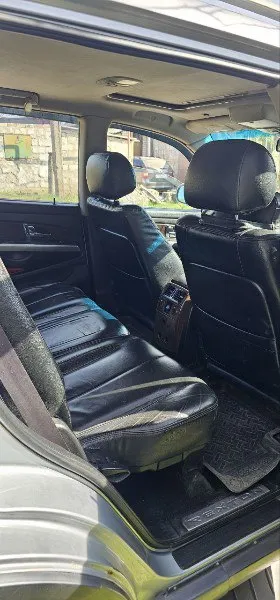 Ssang yong rexton 2004 г. 2.7 xdi (турбодизель), пробег-200 тыс. км, родной, полный привод, настоящий рамный корейский внедорожник. не гнилой, форсунки обслужены, двигатель сухой полностью, не дымит установлены механические хабы, хорошая всесезонная резина, без пинков работае четко, раздатка цепная aisin, управление с кнопки. есть всё для комфортной эксплуатации: климат, электро стёкла и зеркала, подушки безопасности, магнитола 2din с камерой, подогрев передних и задних сидений-стёкол и зеркал, abs, esp, турботаймер. ходовая в норме, в ходу мягкий, салон кожа 7 мест в достойном состоянии, чистый, пластик целый. номер на раме в отличном состоянии, переоформление через мрэо сразу, без дтп и страховых выплат, пробег подтверждённый. один владелец по птс цена машины 🚗-700 тысяч руб. ☎+7 959 1182290 ☎+7 959 1126577 📞 звоните: +7(959)1182290 - фотография - 5