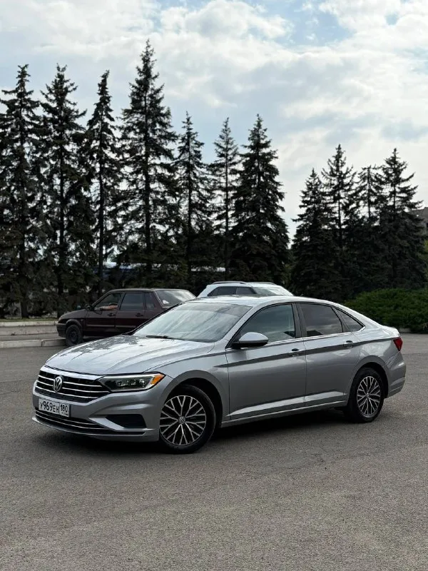 🚘 volkswagen jetta vll 2021 год 💰 цена 1.550 торг ✅ я собственник vin код 3vwc57bu0mm044541 ⚙️ 1.4 turbo (8-ми ступенчатый автомат) ⛽️ расход топлива 6-7л на 100км ✅ родной окрас. полностью обслужен. 📈 100т. км состояние 5из5 без вложений. летняя резина новая. 🏠 осмотр макеевка район пушка +79498317988 максим 📲 tg: @v1liqa 📞 звоните: +7(949)8317988 - фотография - 2