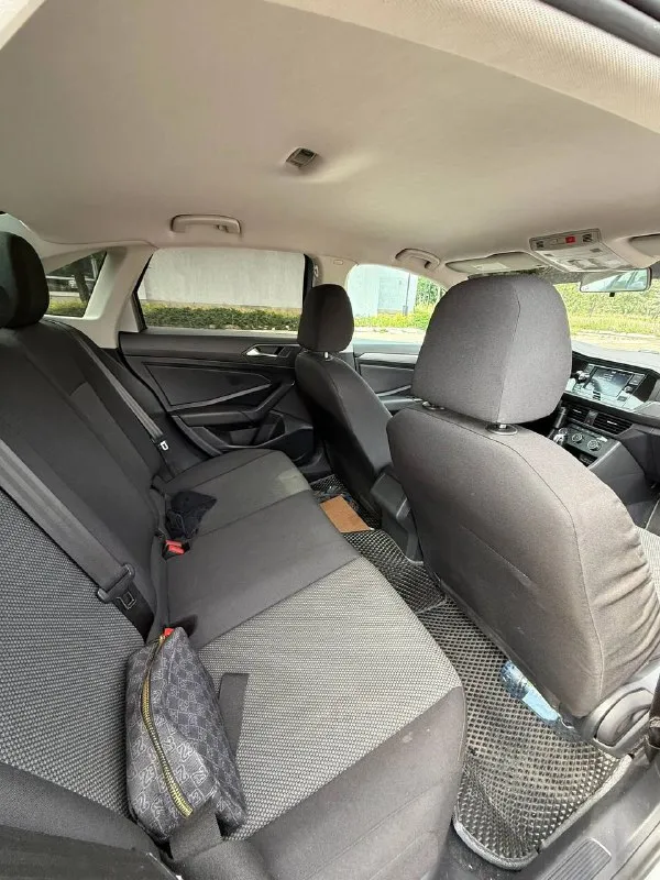 🚘 volkswagen jetta vll 2021 год 💰 цена 1.550 торг ✅ я собственник vin код 3vwc57bu0mm044541 ⚙️ 1.4 turbo (8-ми ступенчатый автомат) ⛽️ расход топлива 6-7л на 100км ✅ родной окрас. полностью обслужен. 📈 100т. км состояние 5из5 без вложений. летняя резина новая. 🏠 осмотр макеевка район пушка +79498317988 максим 📲 tg: @v1liqa 📞 звоните: +7(949)8317988 - фотография - 7