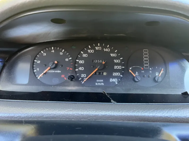 Mazda 626 ge 1993 год настоящий японец по цене жигулей я хозяин, переоформление без проблем двигатель 2.0 мт пробег 336 000 км полный стеклопакет подогрев зеркал и заднего стекла электрозеркала абс центральный замок цена 120 000₽ алчевск +7 959 240 09 42 данил 📞 звоните: +7(959)2400942 - фотография - 8