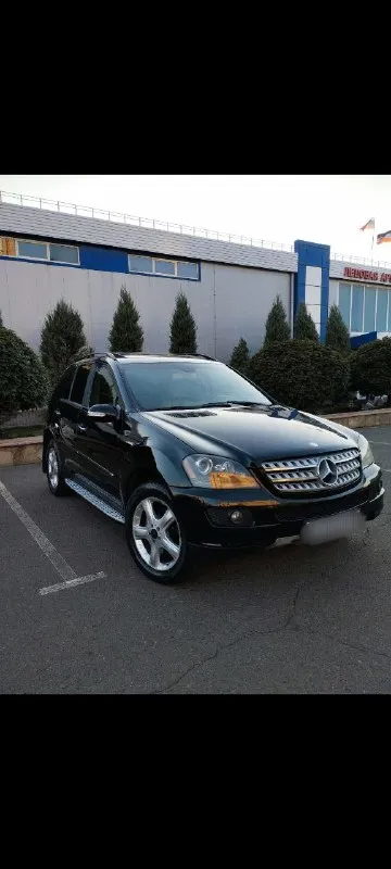 Продам автомобиль mercedes ml350 2008 год 3.5 л. , бензин, полный привод, коробка автомат. 220 тыс. оригинальный пробег. продажа от собственника по документам полный порядок. зелёная автотека. без дтп. коробка и двигатель в идеале. по ходовой без вложений. комплектация - 4 электростеклоподъемника, - электрозеркала с подогревом, - 2х зонный климат, - электросиденья -под рулевые липестки, - парктроники, - люк, - подогрев передних сидений, - круиз контроль, - мультируль, -музыка harman kardon. - кожаный салон, - люк, - датчик света, - датчик дождя. цена : 1.380 руб. торг у капота. авто готово к любым проверкам за ваш счет. +79493698306 по этому номеру телеграм и воцап. осмотр г. донецк, караван, мотель 📞 звоните: +7(949)3698306 - фотография - 3