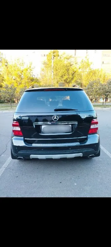 Продам автомобиль mercedes ml350 2008 год 3.5 л. , бензин, полный привод, коробка автомат. 220 тыс. оригинальный пробег. продажа от собственника по документам полный порядок. зелёная автотека. без дтп. коробка и двигатель в идеале. по ходовой без вложений. комплектация - 4 электростеклоподъемника, - электрозеркала с подогревом, - 2х зонный климат, - электросиденья -под рулевые липестки, - парктроники, - люк, - подогрев передних сидений, - круиз контроль, - мультируль, -музыка harman kardon. - кожаный салон, - люк, - датчик света, - датчик дождя. цена : 1.380 руб. торг у капота. авто готово к любым проверкам за ваш счет. +79493698306 по этому номеру телеграм и воцап. осмотр г. донецк, караван, мотель 📞 звоните: +7(949)3698306 - фотография - 6