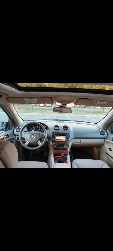 Продам автомобиль mercedes ml350 2008 год 3.5 л. , бензин, полный привод, коробка автомат. 220 тыс. оригинальный пробег. продажа от собственника по документам полный порядок. зелёная автотека. без дтп. коробка и двигатель в идеале. по ходовой без вложений. комплектация - 4 электростеклоподъемника, - электрозеркала с подогревом, - 2х зонный климат, - электросиденья -под рулевые липестки, - парктроники, - люк, - подогрев передних сидений, - круиз контроль, - мультируль, -музыка harman kardon. - кожаный салон, - люк, - датчик света, - датчик дождя. цена : 1.380 руб. торг у капота. авто готово к любым проверкам за ваш счет. +79493698306 по этому номеру телеграм и воцап. осмотр г. донецк, караван, мотель 📞 звоните: +7(949)3698306 - фотография - 8