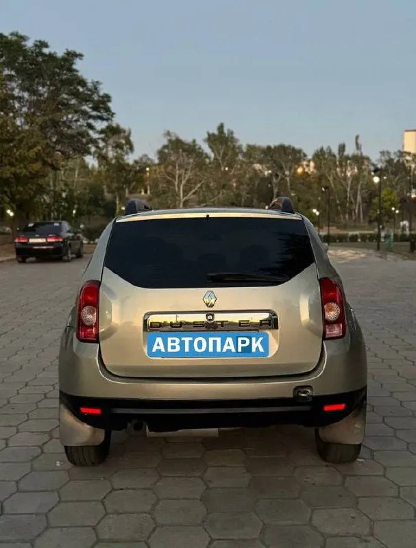 🇫🇷 renault duster 💰цена: 920 000р 🏢город: мариуполь 📅год выпуска: 2014 🧾пробег: 191 117 км. ⚙️двигатель: 1.6 ⛽топливо: бензин ⚙️кпп: механика 6-ст 4х4 📞 телефон: +7-949-727-41-51 +7-949-551-91-52 +7-989-263-55-56 💾 описание: - фотография - 5