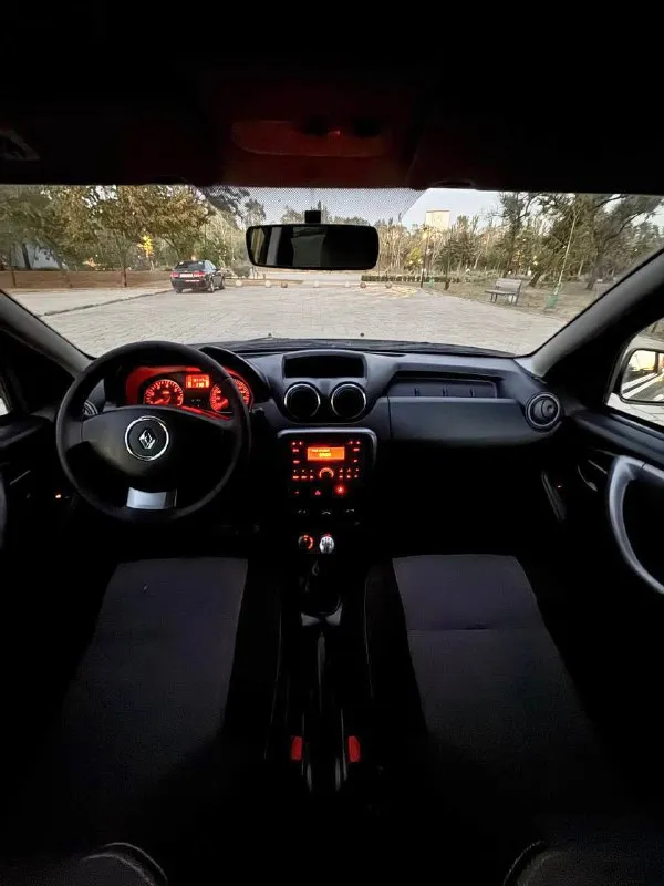 🇫🇷 renault duster 💰цена: 920 000р 🏢город: мариуполь 📅год выпуска: 2014 🧾пробег: 191 117 км. ⚙️двигатель: 1.6 ⛽топливо: бензин ⚙️кпп: механика 6-ст 4х4 📞 телефон: +7-949-727-41-51 +7-949-551-91-52 +7-989-263-55-56 💾 описание: - фотография - 8