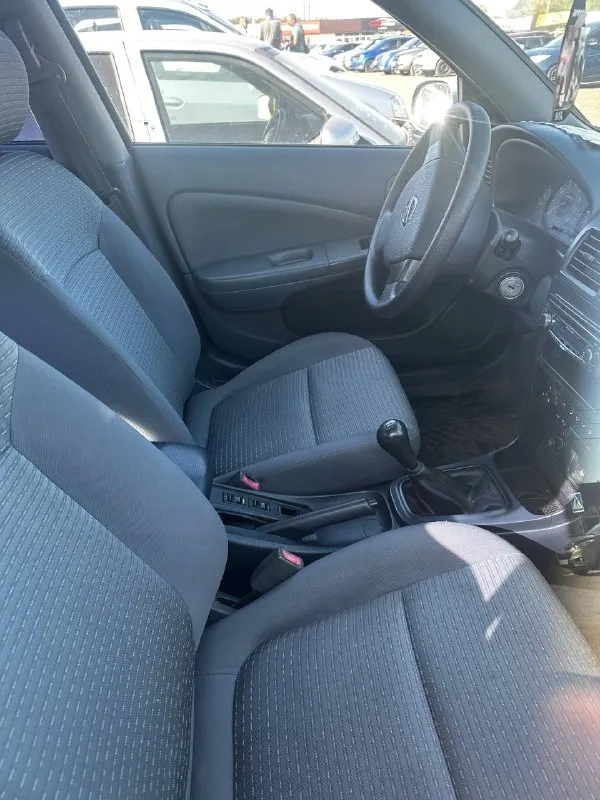 Продается nissan almera 1.6, механика 🔹 пробег: 150 000 км 🔹 родной цвет, без перекраса 🔹 отличное техническое состояние — готов к эксплуатации 🔹 все то по регламенту, обслужен и ухожен 🔹 чистый салон, без запаха, без повреждений 🔹 возможен тест-драйв цена :600000р 📞 звоните: +79491300013 - фотография - 5